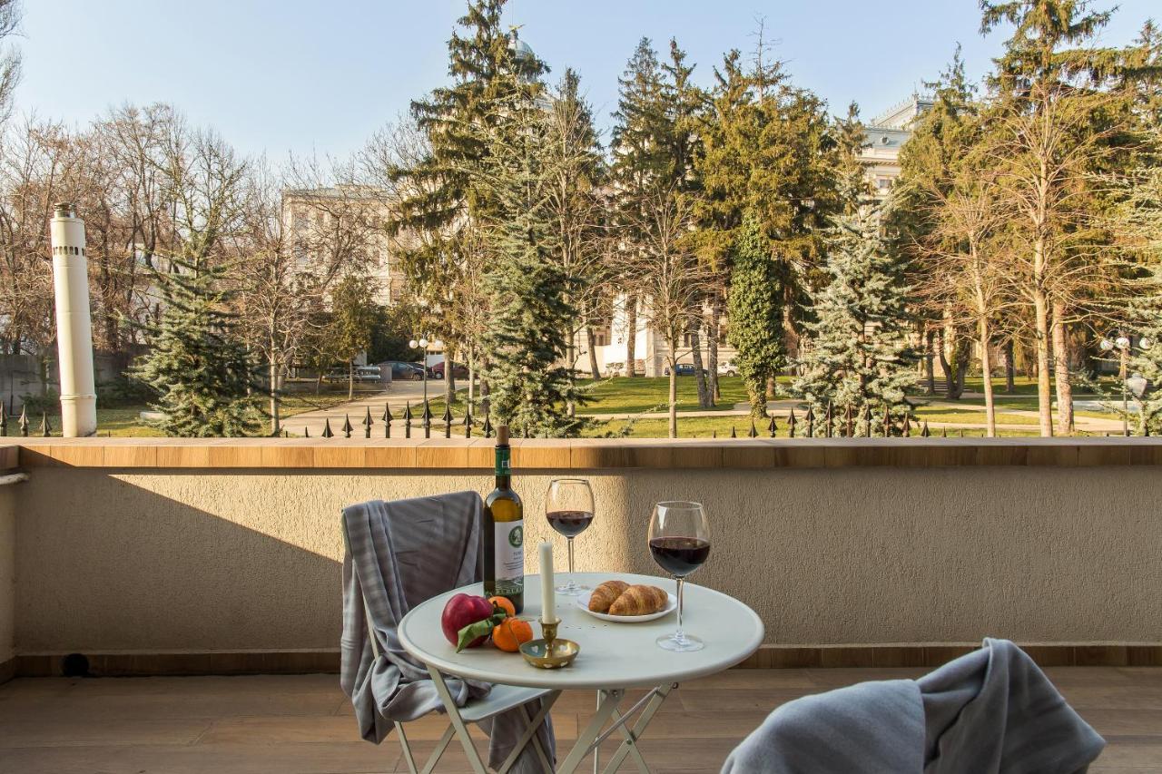 One Love Metropolitan Gardens Studio II Apartment Bucharest Exterior photo